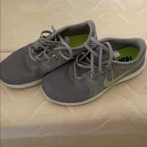 Women Nike Free Runs